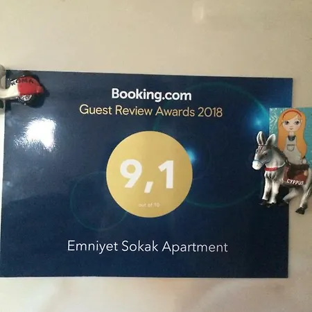 Emniyet Sokak Аланія